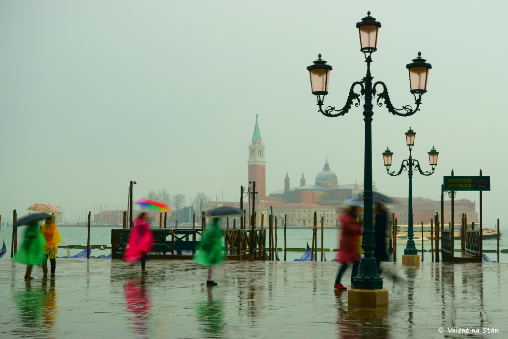 Valentina Stan Colors in the Rain